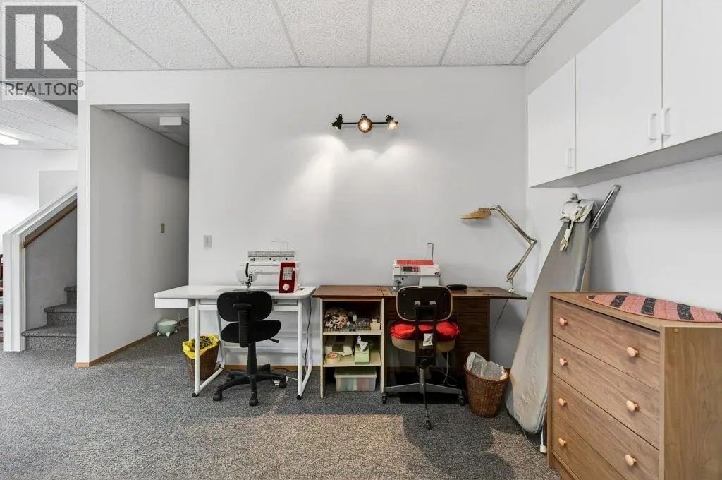 4751 Lakeshore Road Ne. Salmon Arm, British Columbia