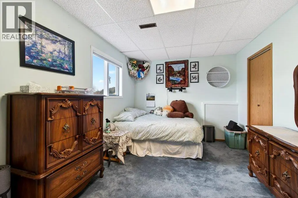 4751 Lakeshore Road Ne. Salmon Arm, British Columbia