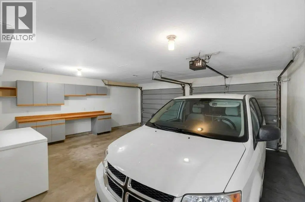 4751 Lakeshore Road Ne. Salmon Arm, British Columbia