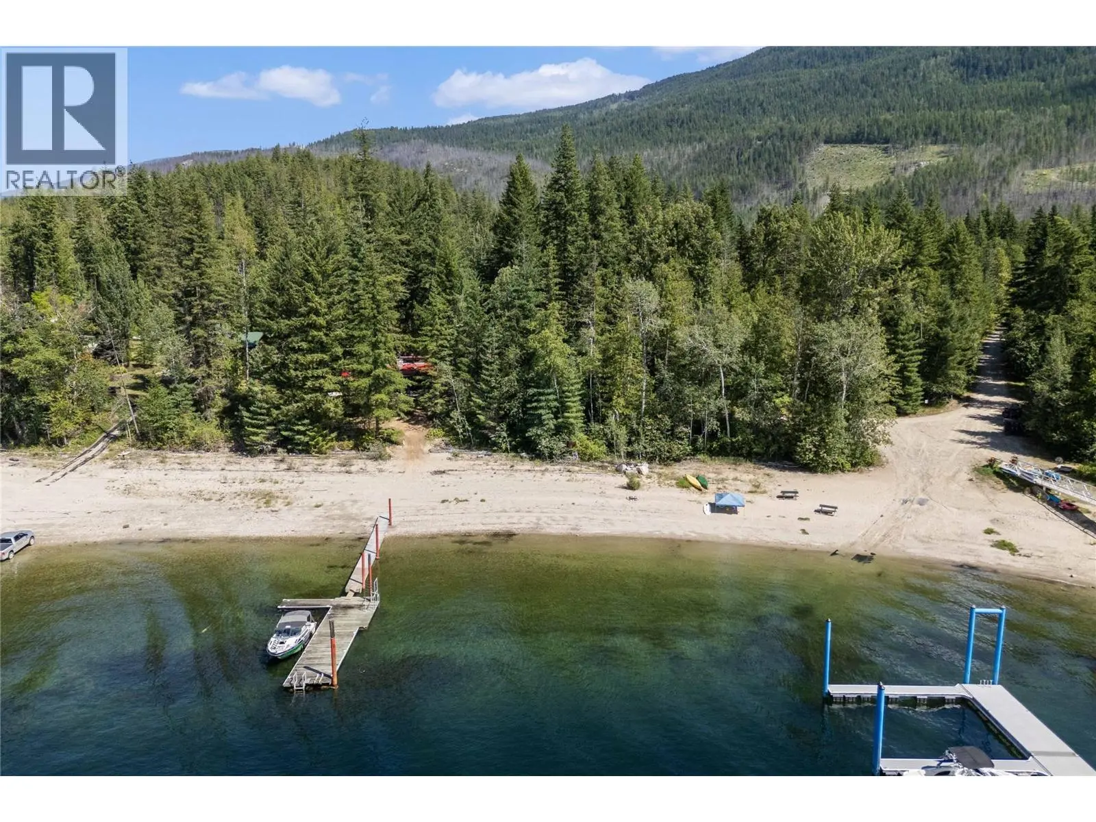 Lot 4 Queest N. Bay. Sicamous, British Columbia