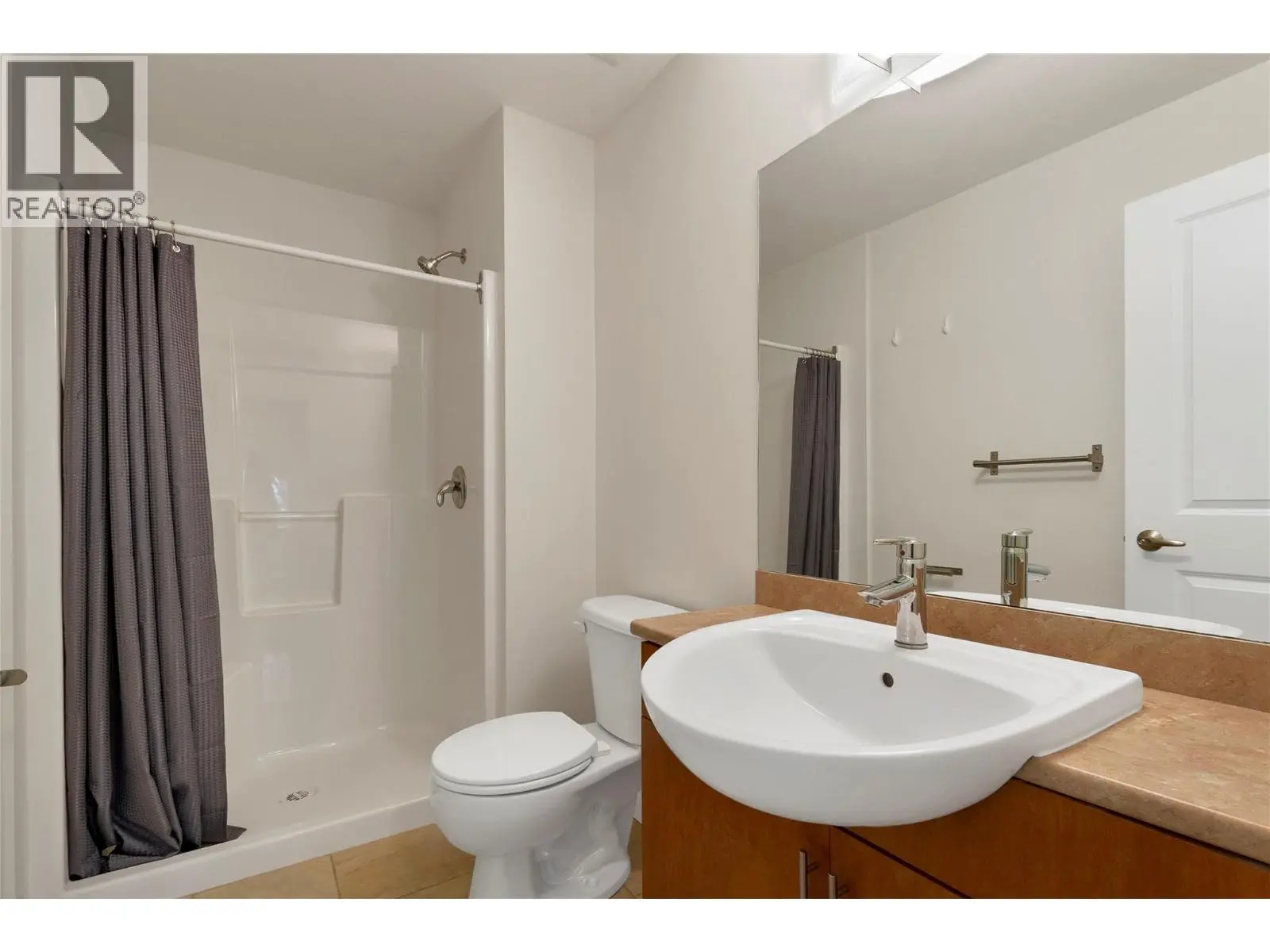 4205 27 Street Unit# 103. Vernon, British Columbia