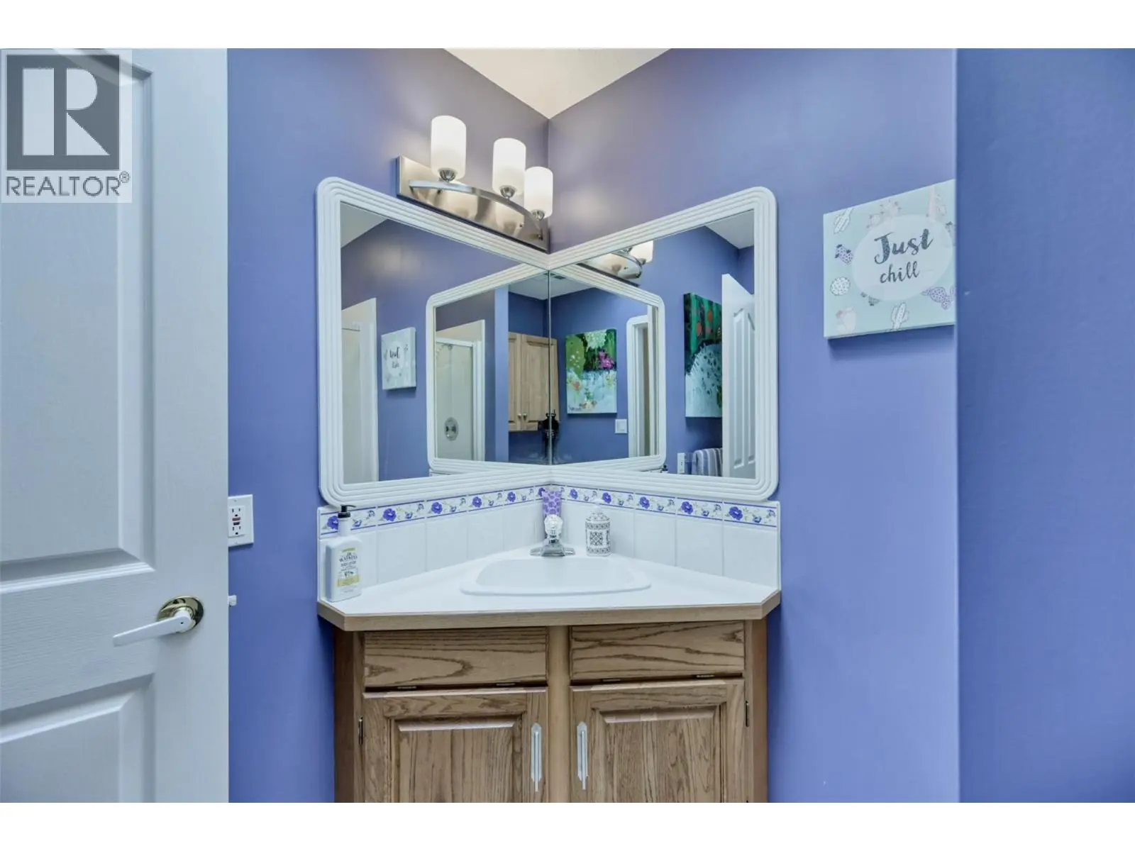 45 Harbour Key Drive. Osoyoos, British Columbia