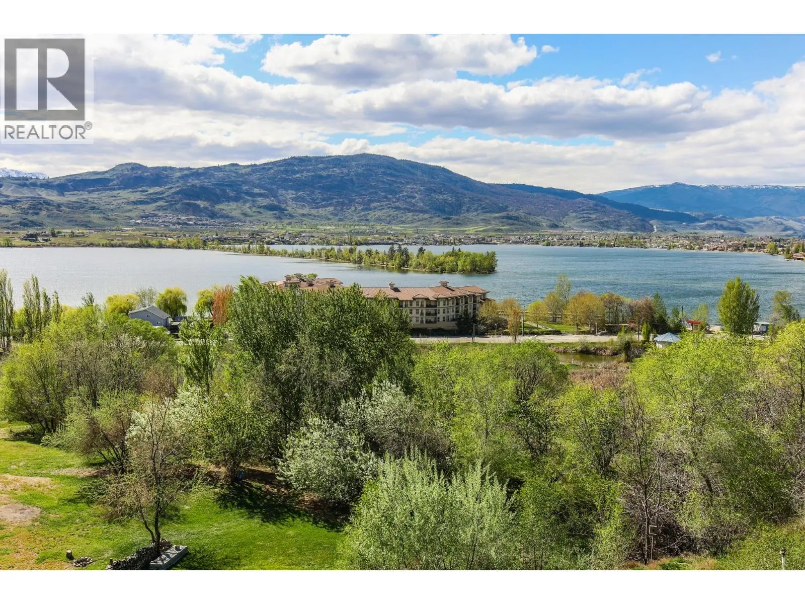 4004 39th Street. Osoyoos, British Columbia