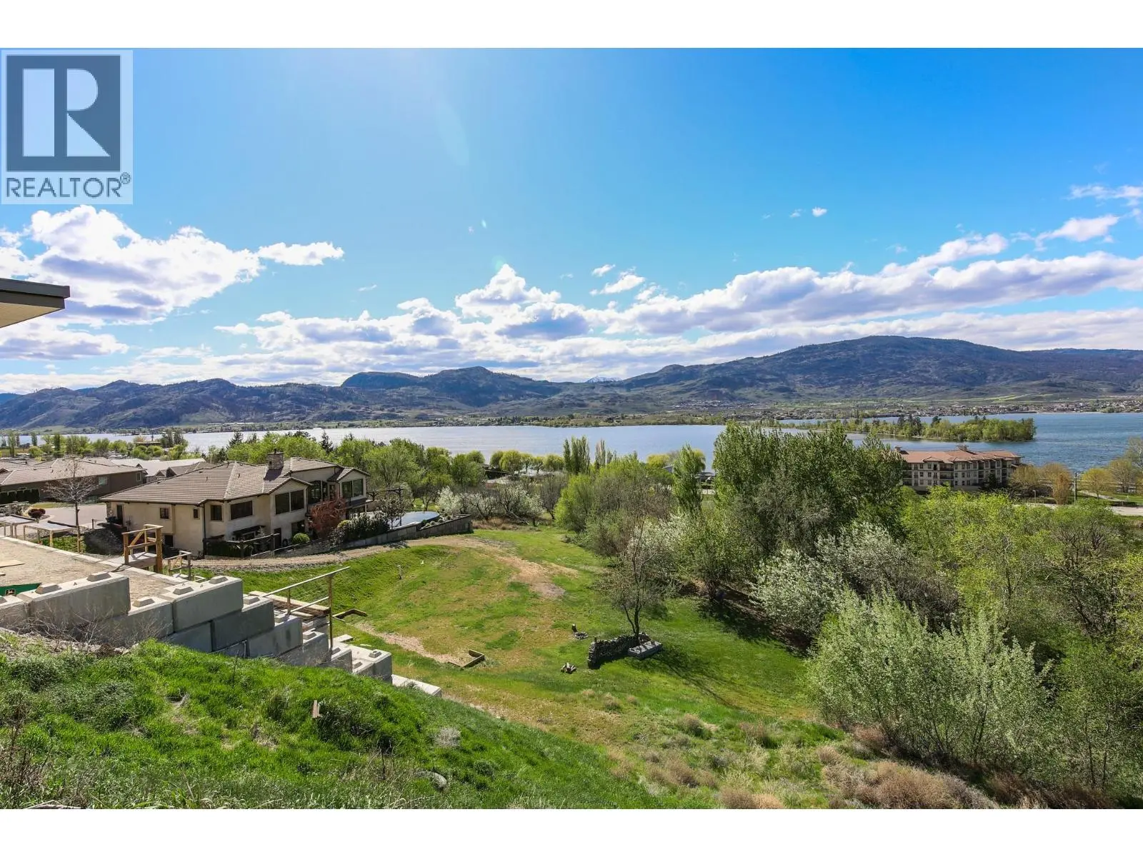 4004 39th Street. Osoyoos, British Columbia