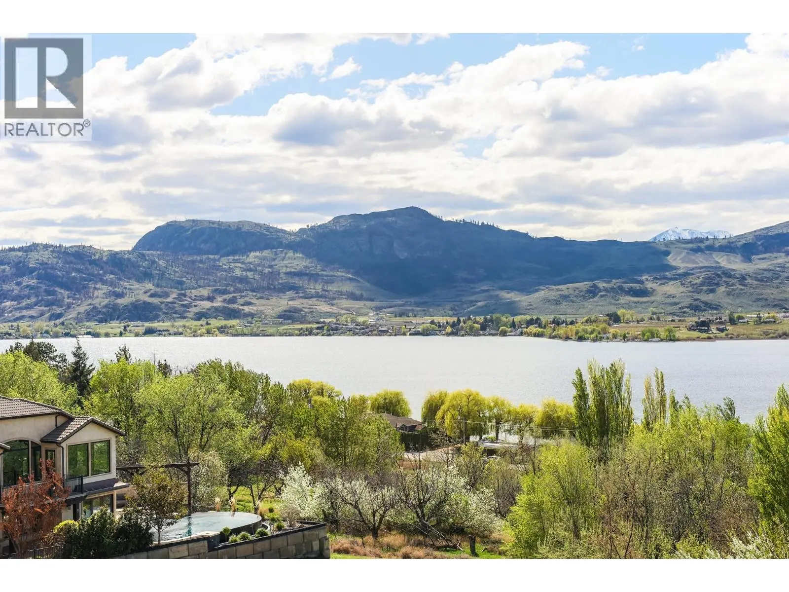 4004 39th Street. Osoyoos, British Columbia