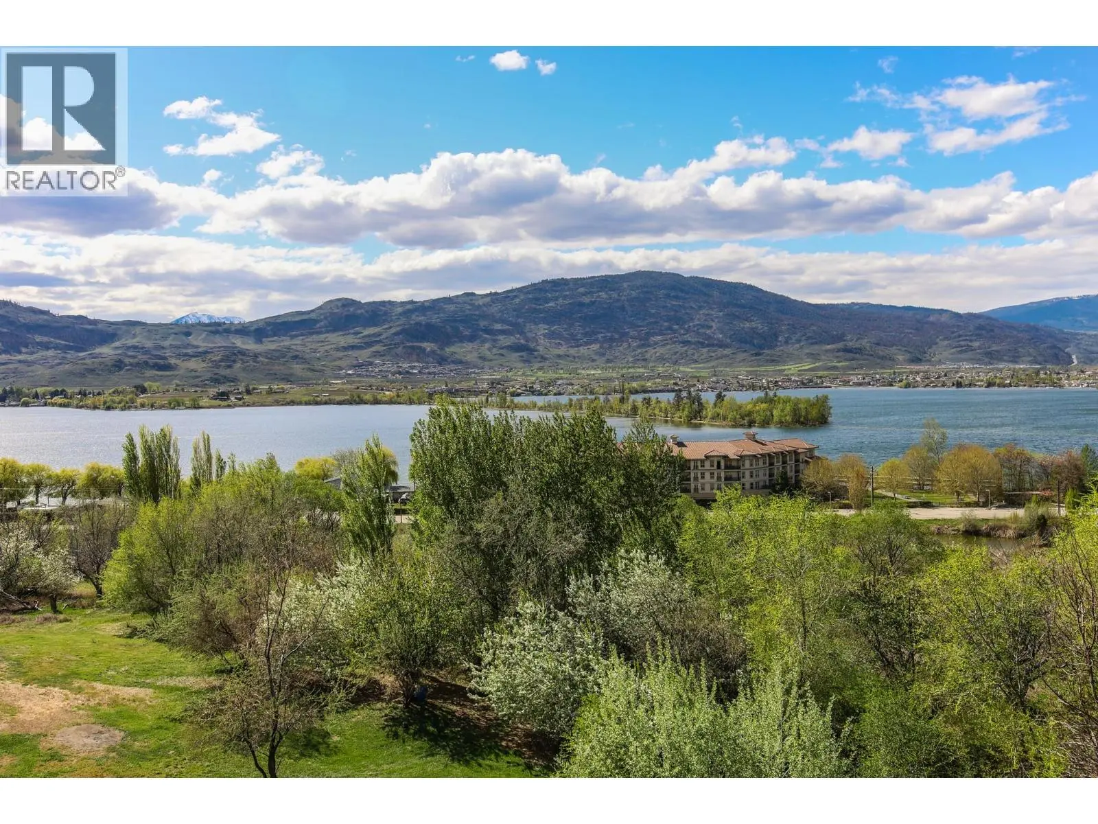 4004 39th Street. Osoyoos, British Columbia
