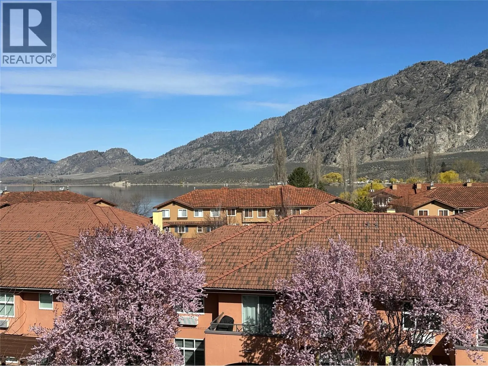 7600 Cottonwood Drive Unit# 425. Osoyoos, British Columbia