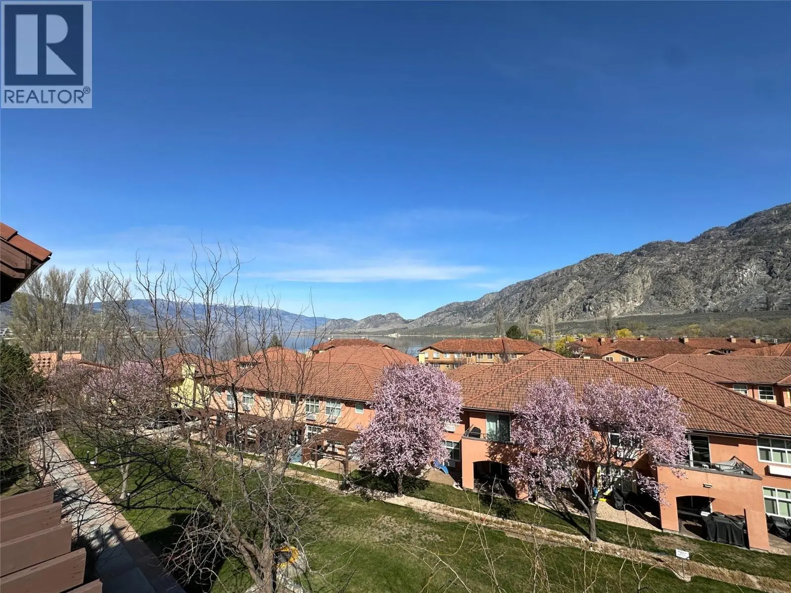 7600 Cottonwood Drive Unit# 425. Osoyoos, British Columbia