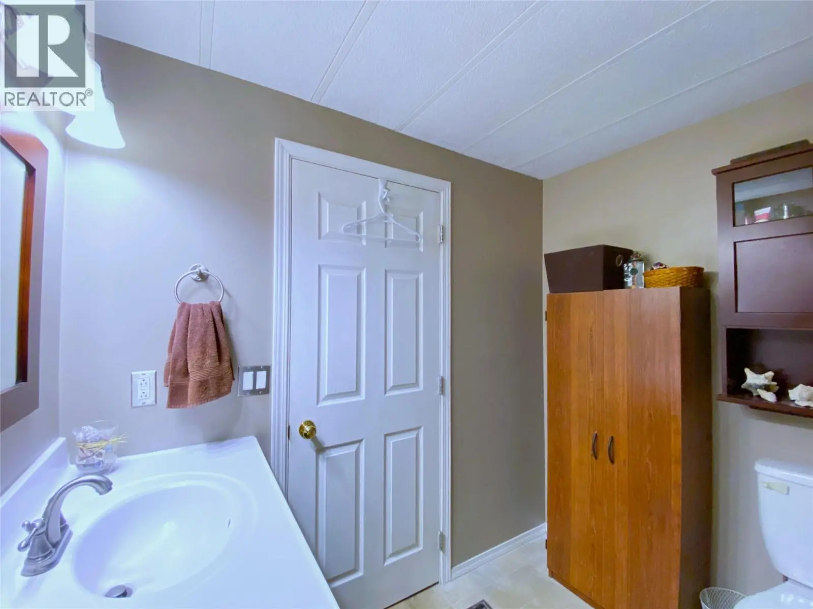 2932 Buckley Road Unit# 12. Sorrento, British Columbia