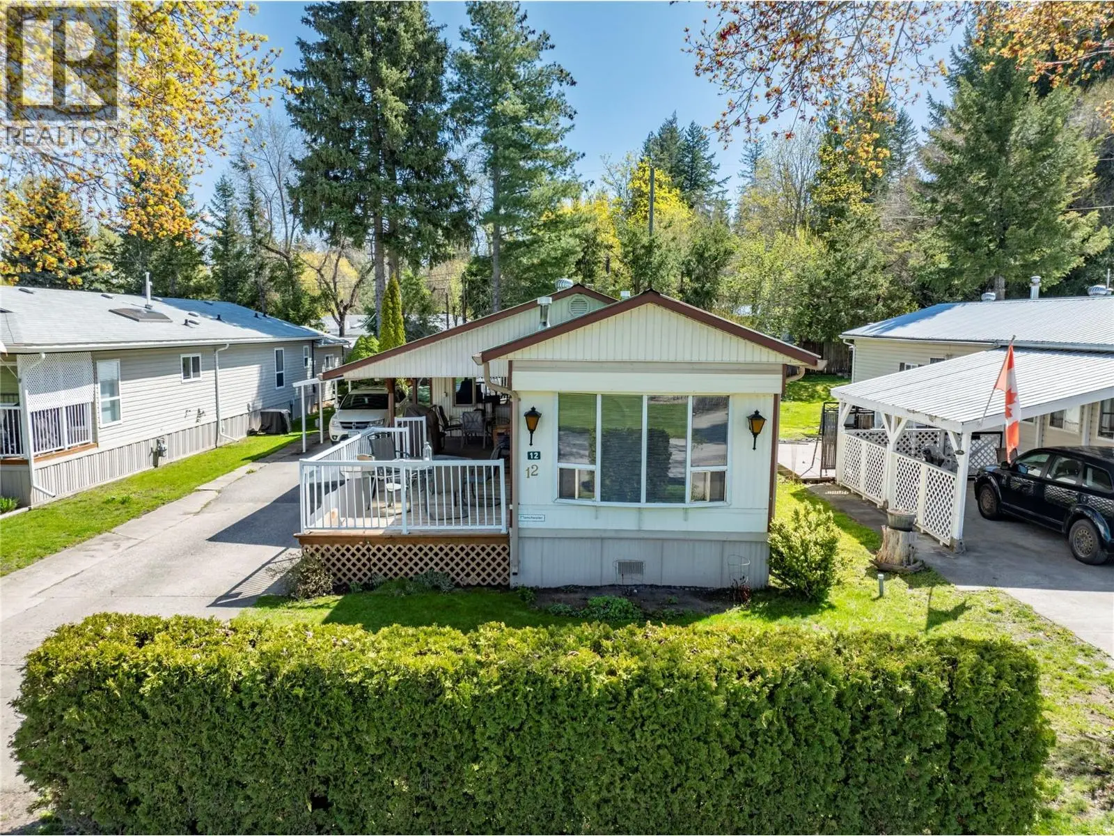 2932 Buckley Road Unit# 12. Sorrento, British Columbia
