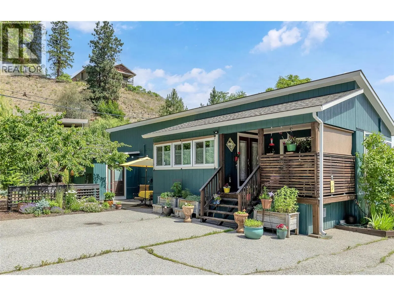 6663 Highway 97 S Unit# 11. Peachland, British Columbia