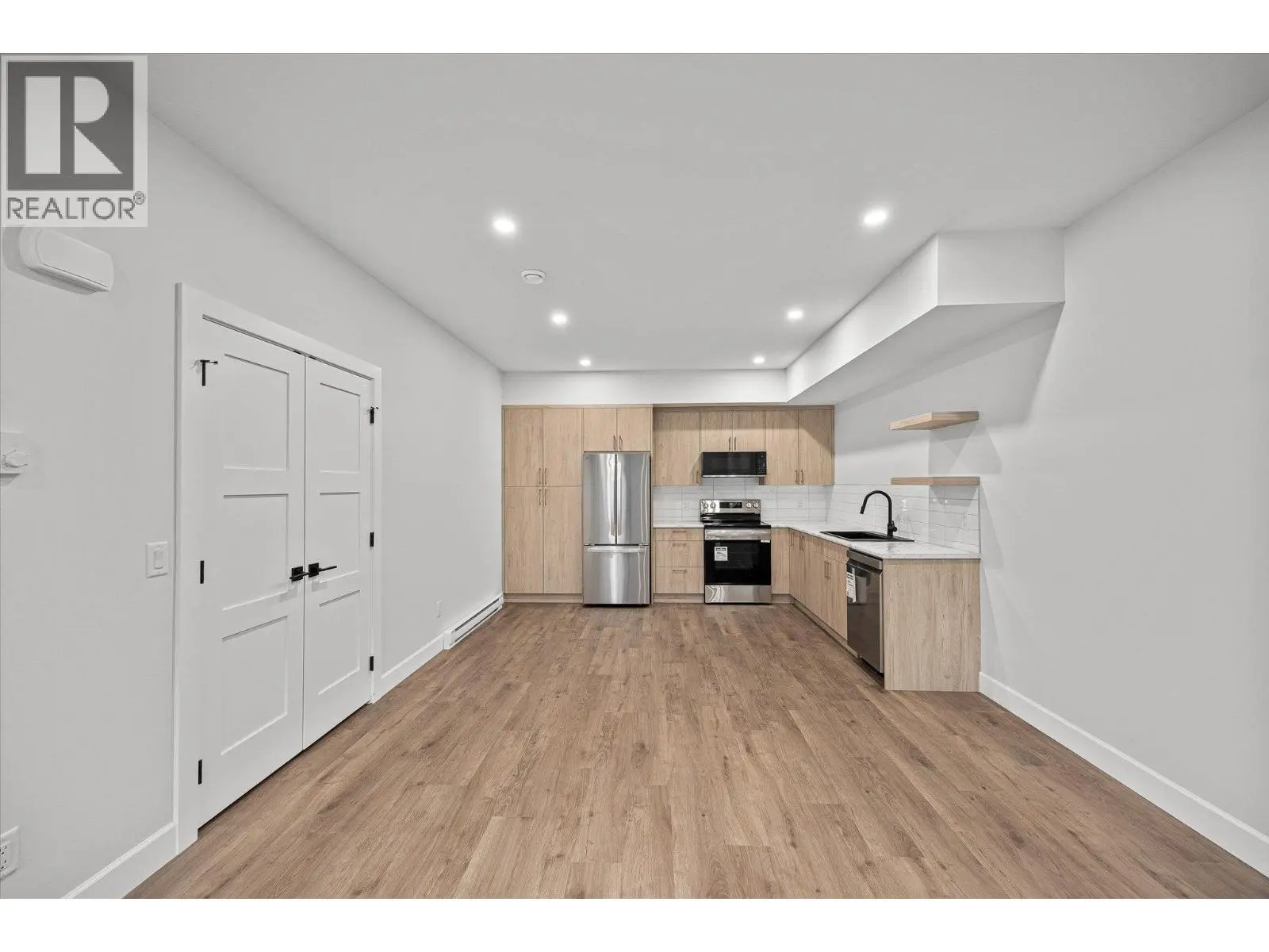 167 Heldon Court. West Kelowna, British Columbia