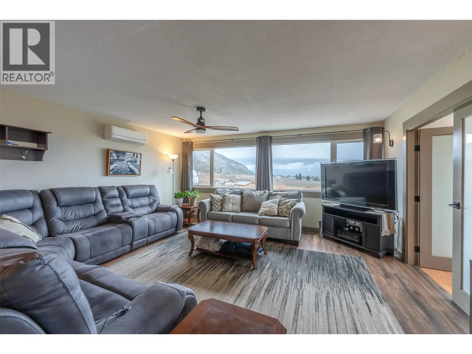 1418 Fairview Road. Oliver, British Columbia