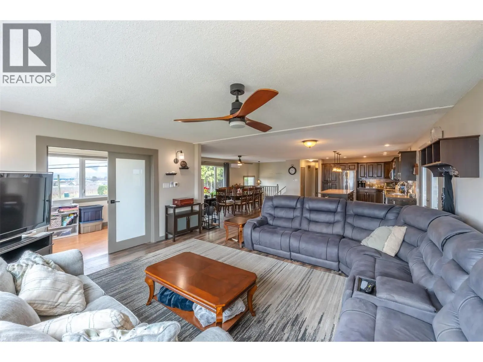 1418 Fairview Road. Oliver, British Columbia