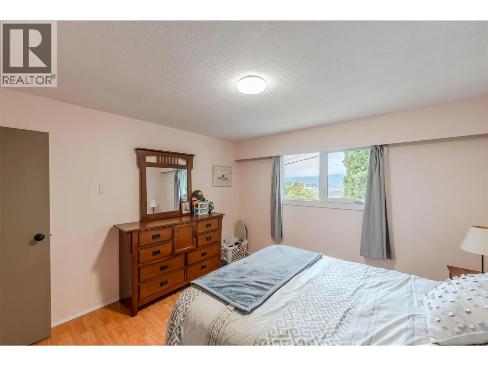 1418 Fairview Road. Oliver, British Columbia