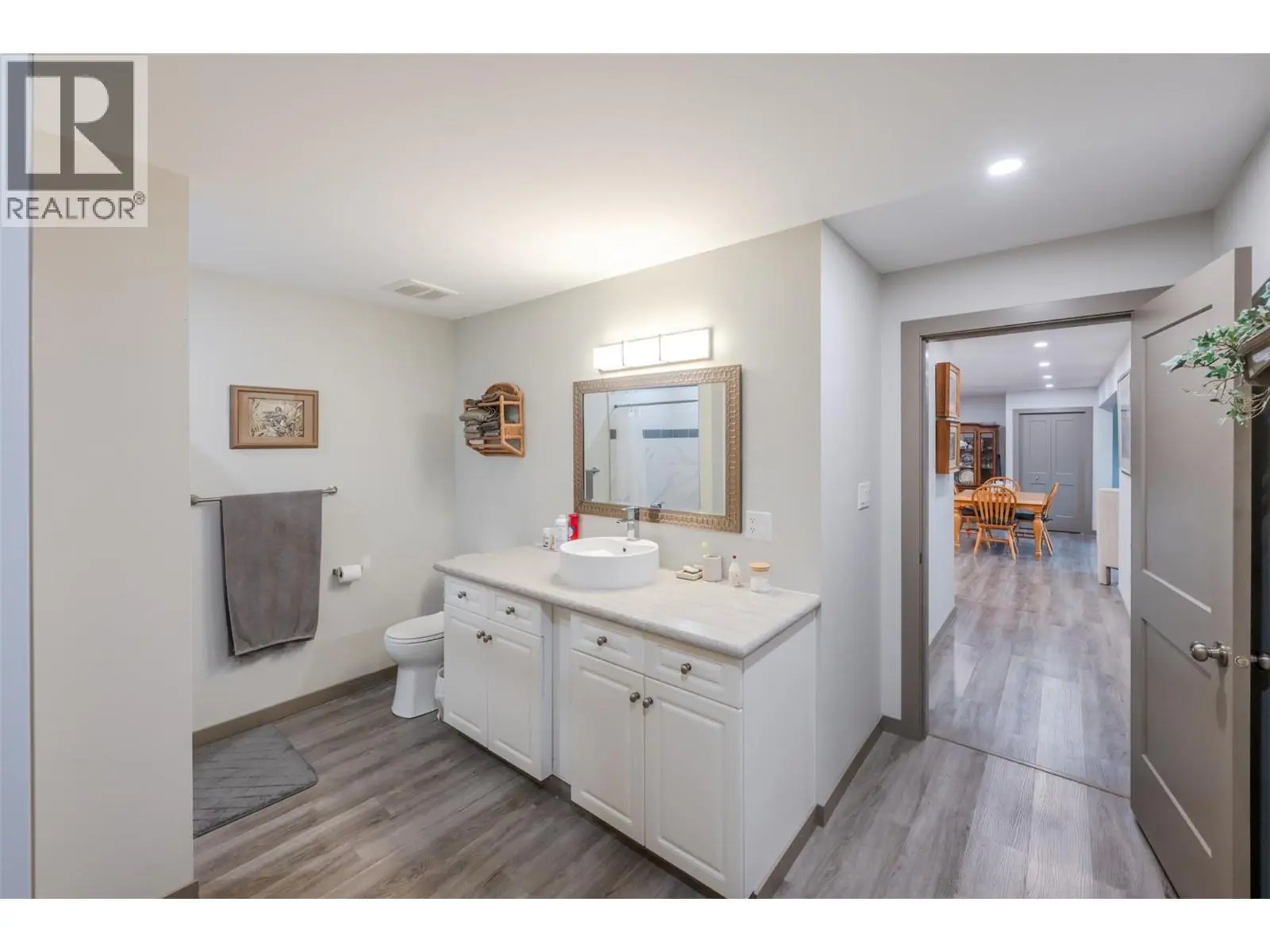 1418 Fairview Road. Oliver, British Columbia