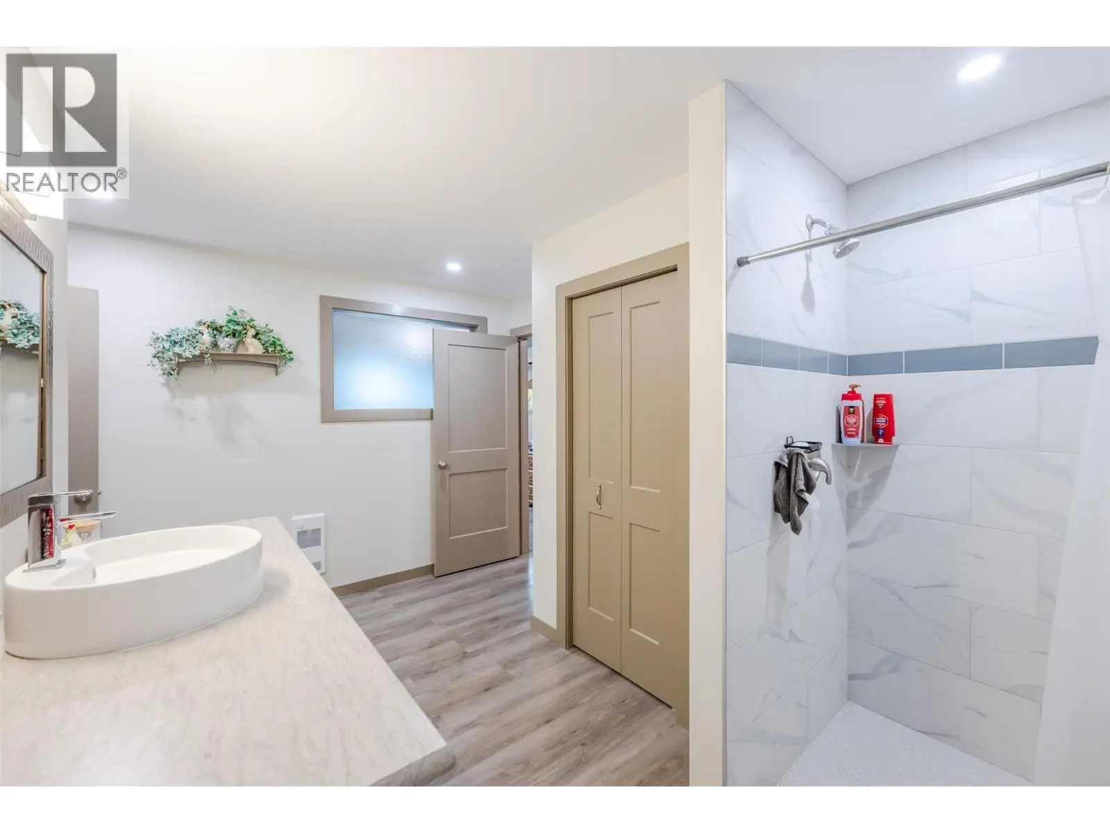 1418 Fairview Road. Oliver, British Columbia