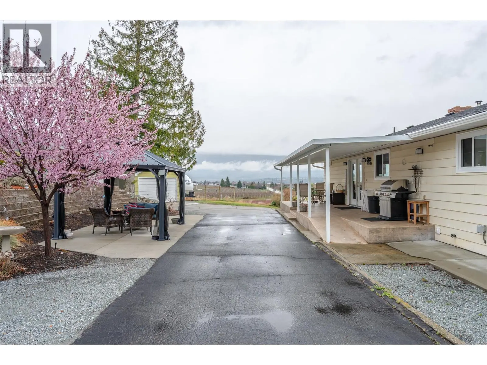 1418 Fairview Road. Oliver, British Columbia