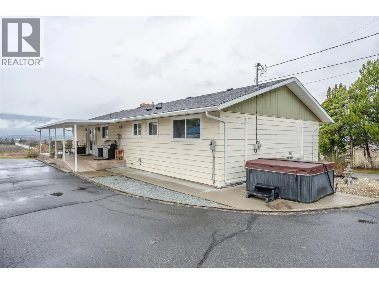 1418 Fairview Road. Oliver, British Columbia
