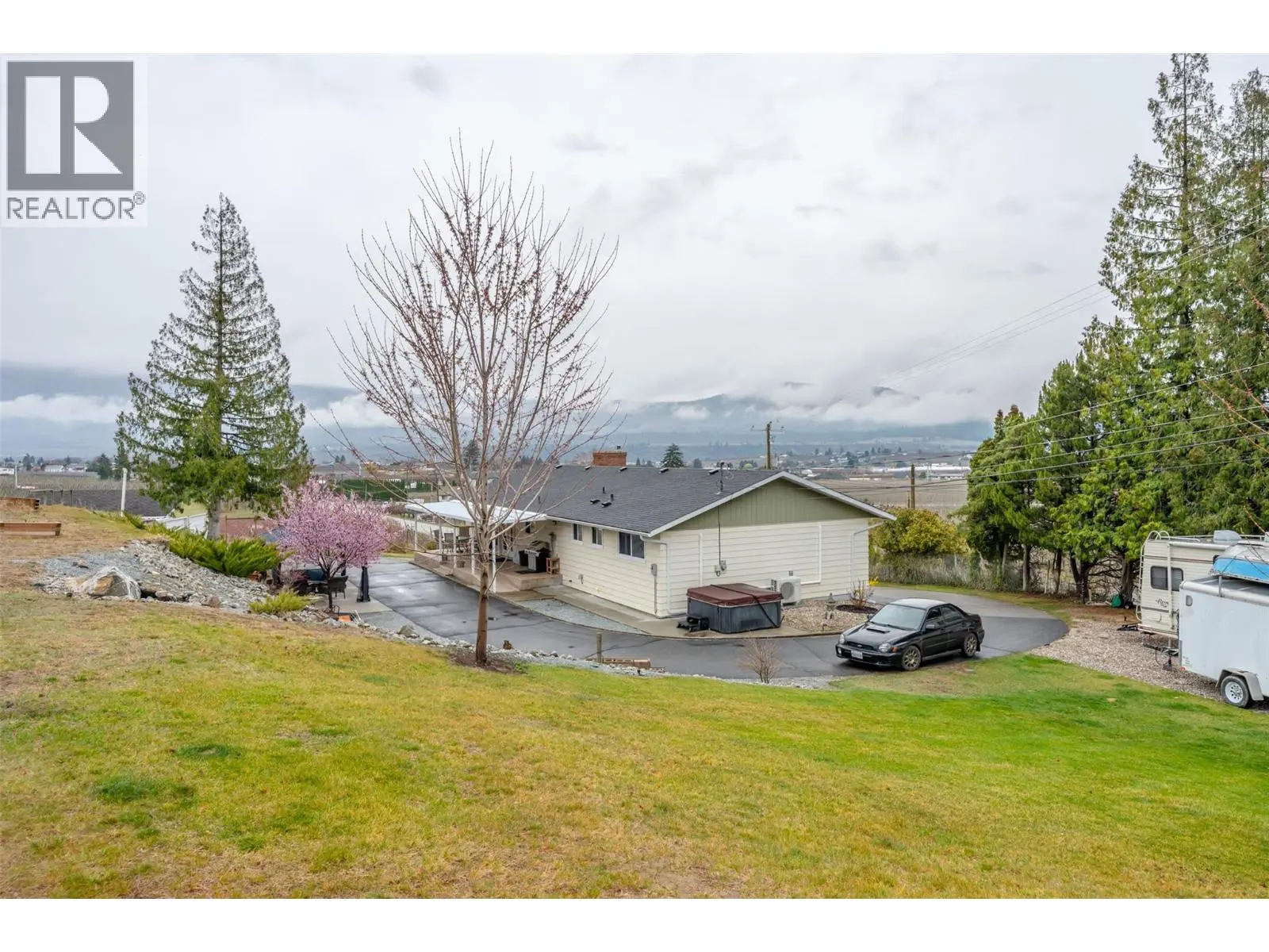 1418 Fairview Road. Oliver, British Columbia