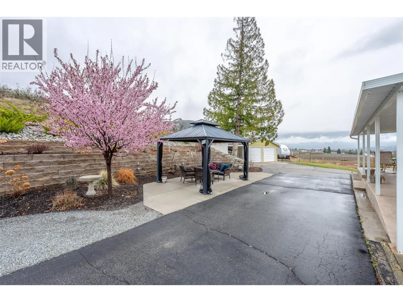 1418 Fairview Road. Oliver, British Columbia