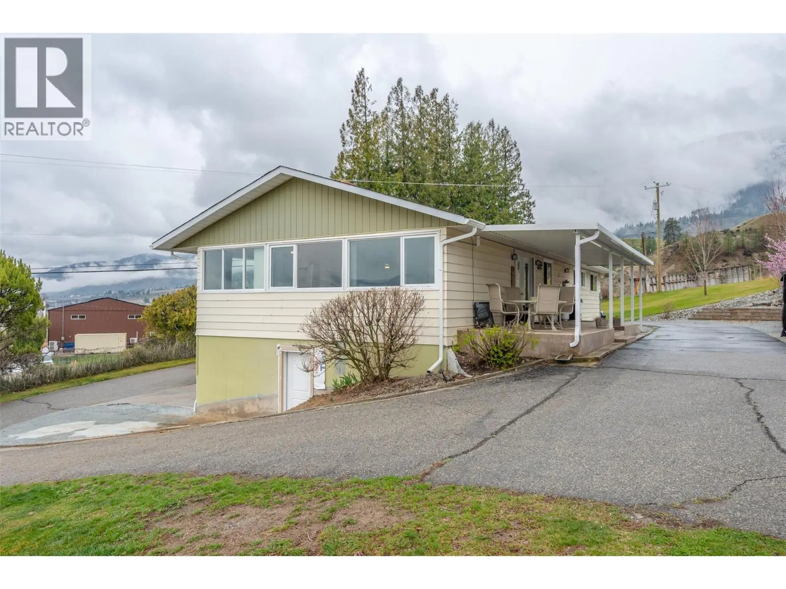 1418 Fairview Road. Oliver, British Columbia