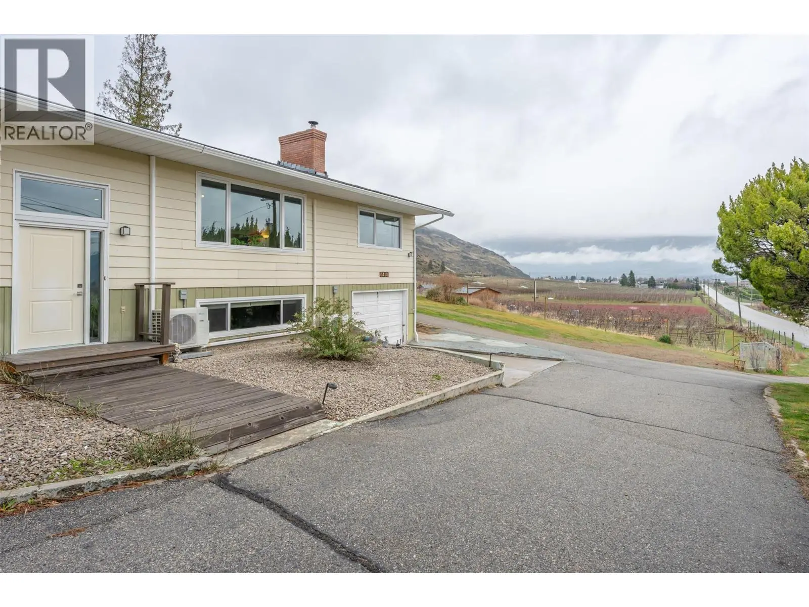 1418 Fairview Road. Oliver, British Columbia