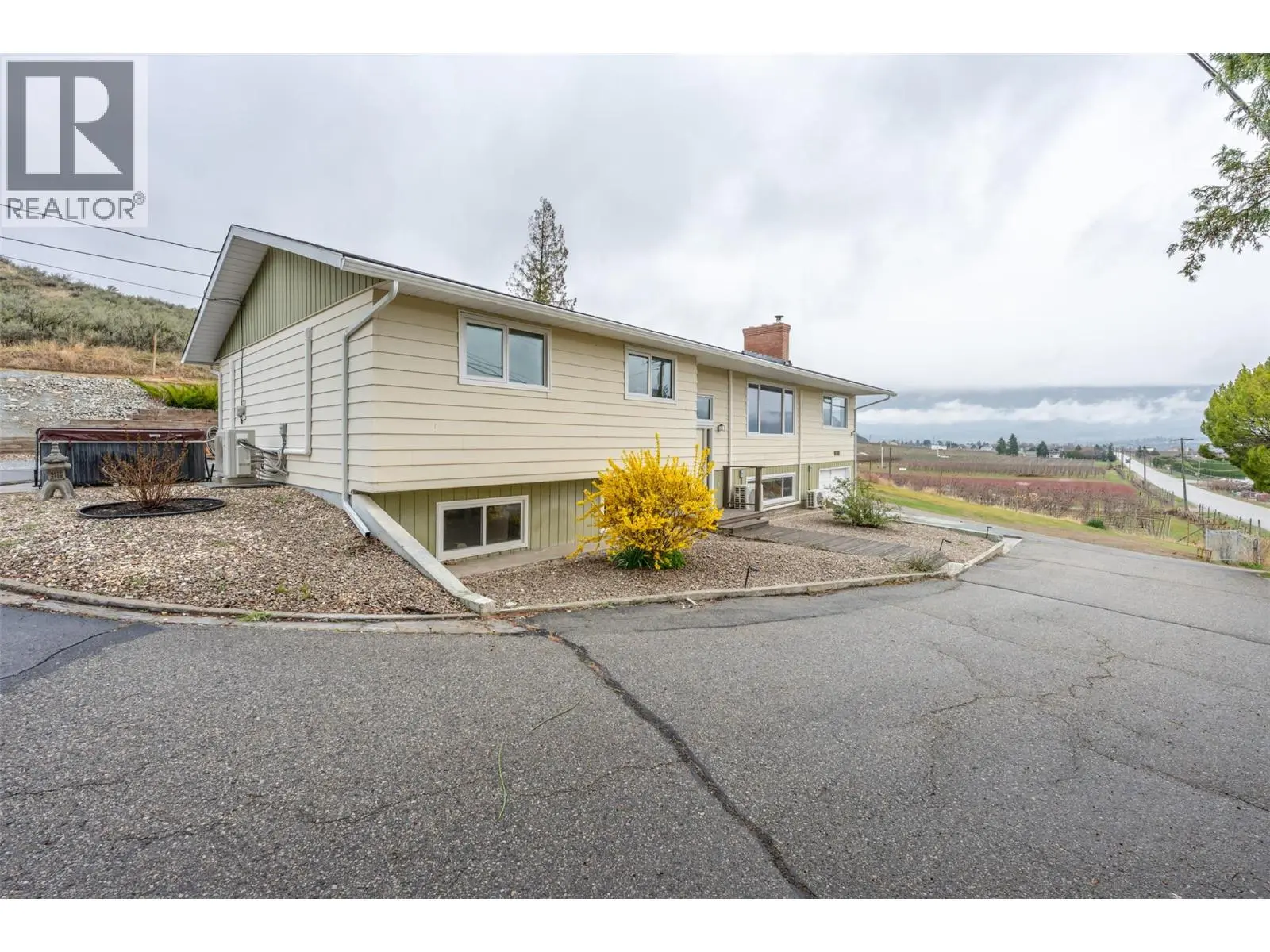 1418 Fairview Road. Oliver, British Columbia