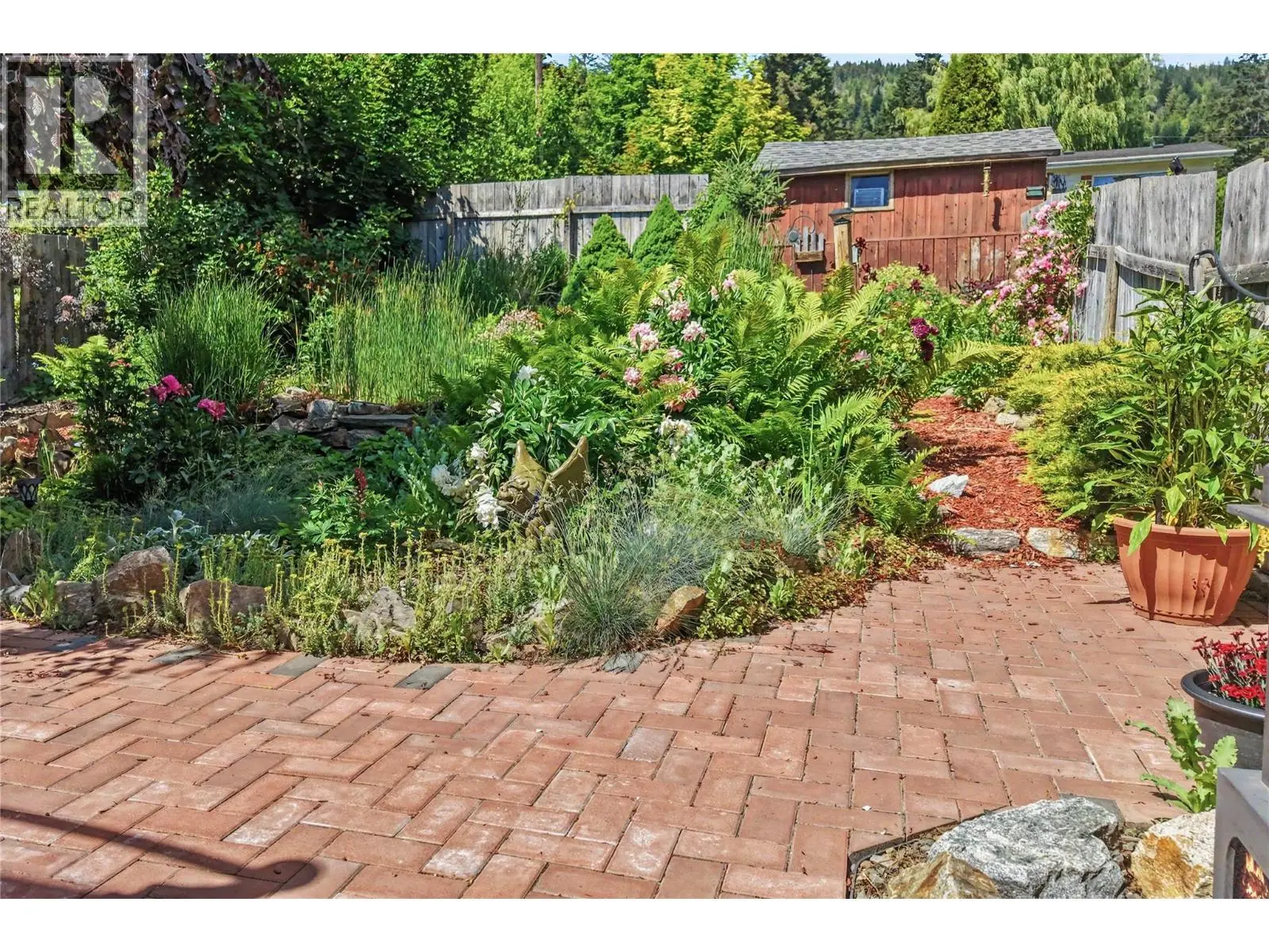 2138 Catt Avenue. Lumby, British Columbia