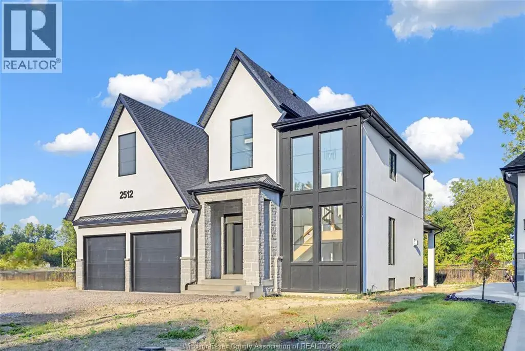 646 Summit Street, Lakeshore