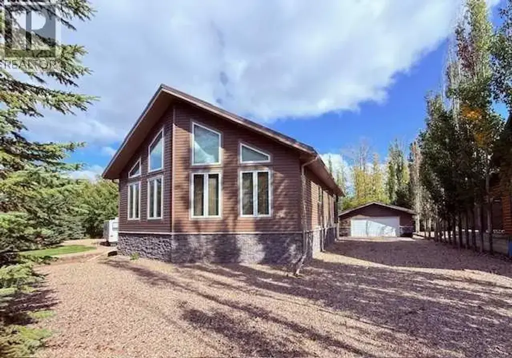 114 Deerland Road, Lac Des Iles