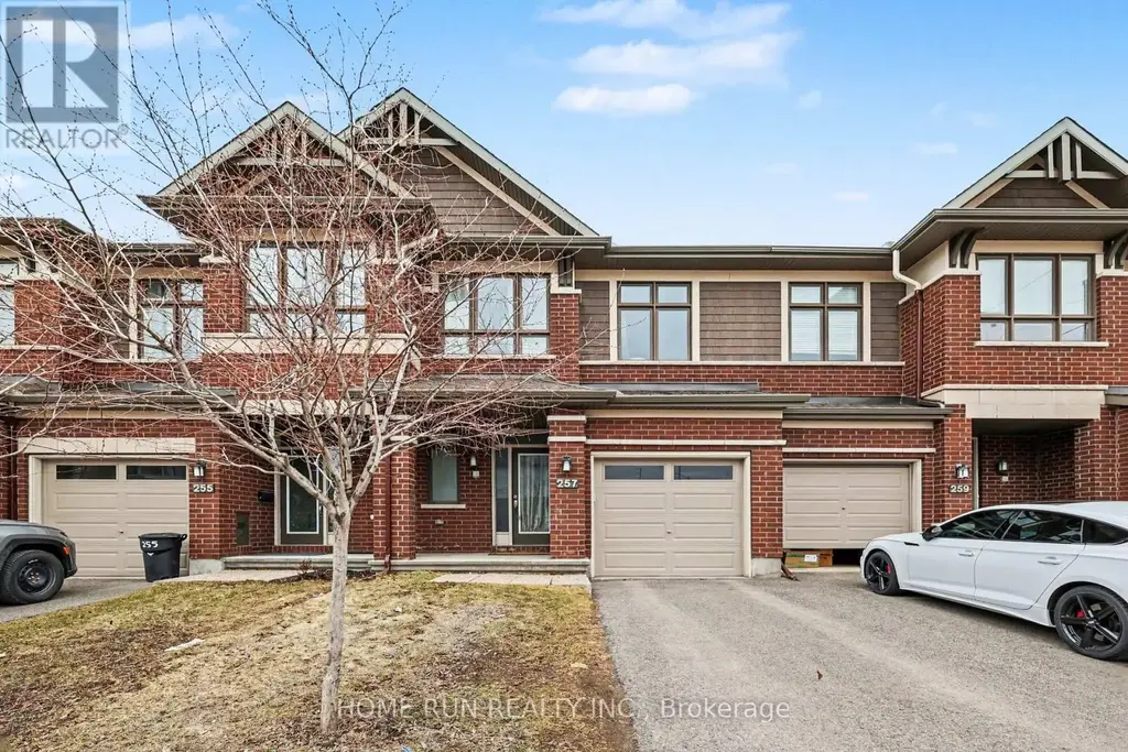 257 Dolce Crescent, Ottawa