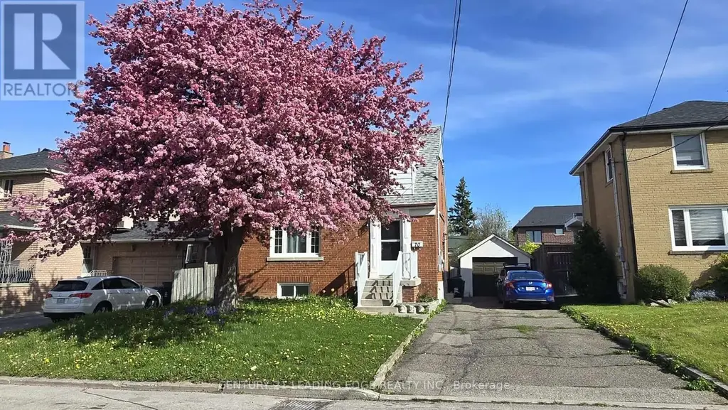 70 Westdale Drive, Toronto (Downsview-Roding-CFB)