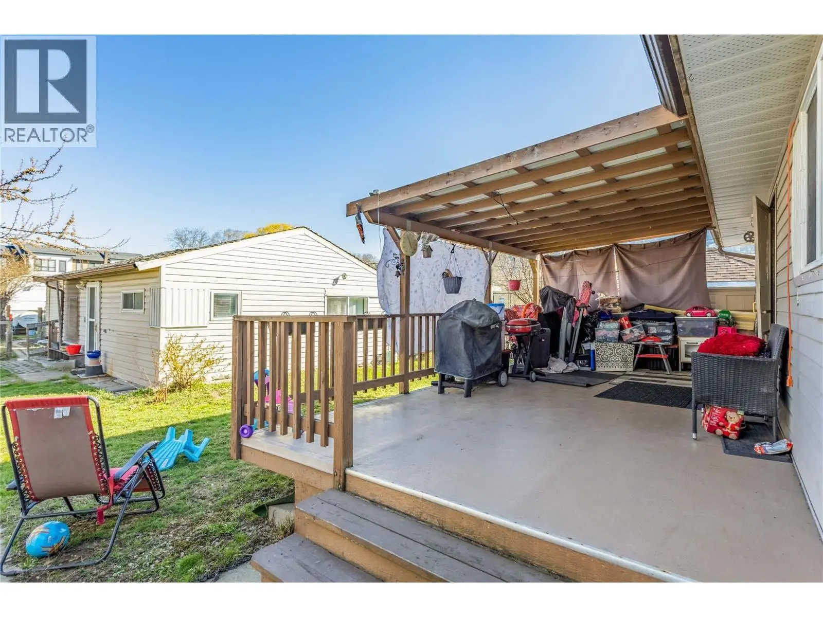 3144 Woodsdale Road. Lake Country, British Columbia