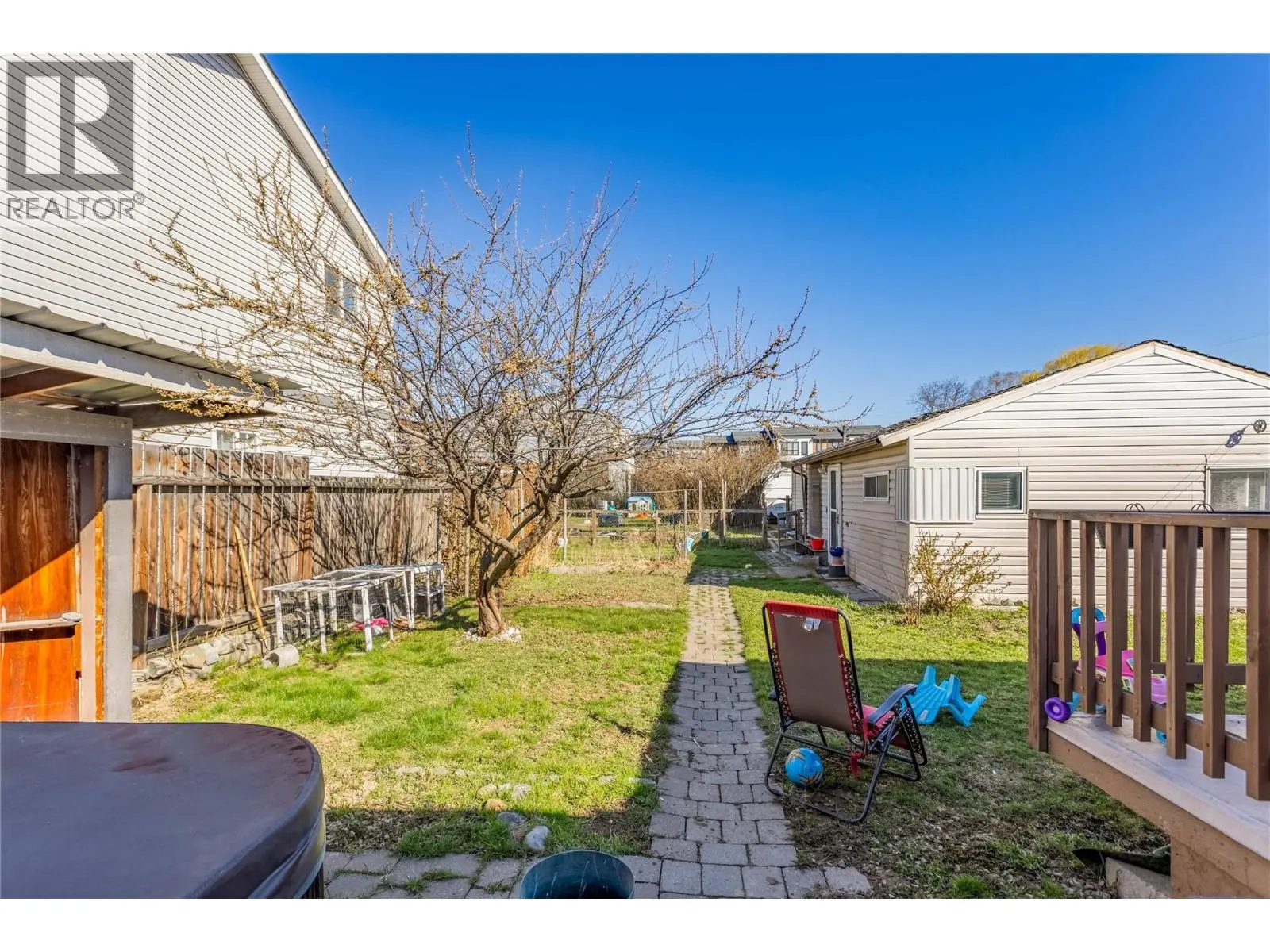 3144 Woodsdale Road. Lake Country, British Columbia