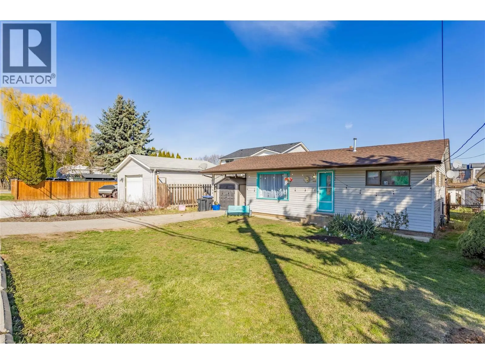 3144 Woodsdale Road. Lake Country, British Columbia
