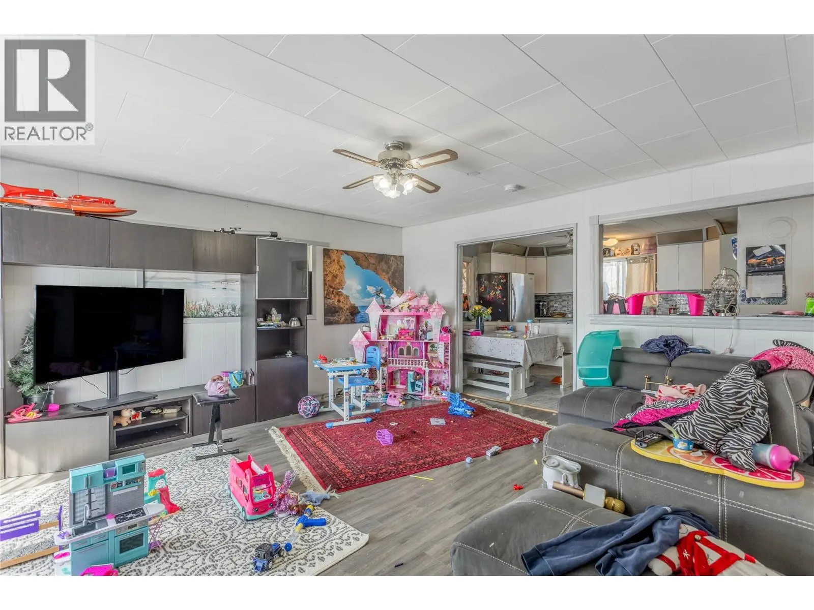 3144 Woodsdale Road. Lake Country, British Columbia