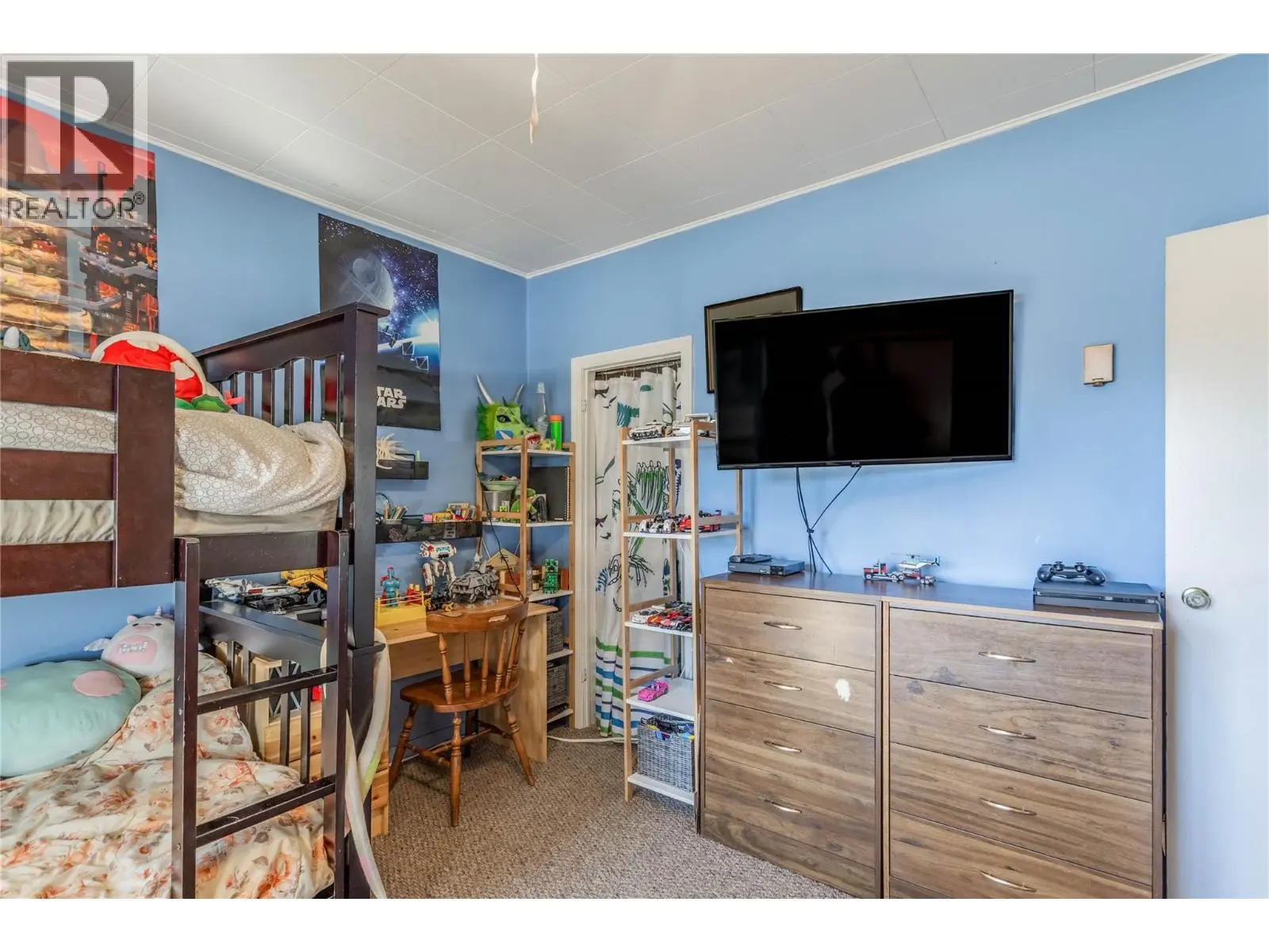 3156 Woodsdale Road. Lake Country, British Columbia