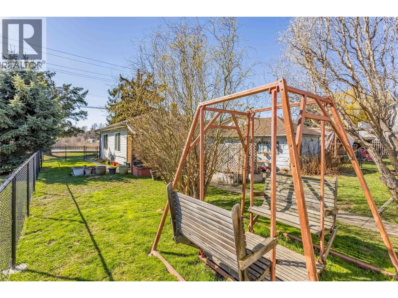 3156 Woodsdale Road. Lake Country, British Columbia