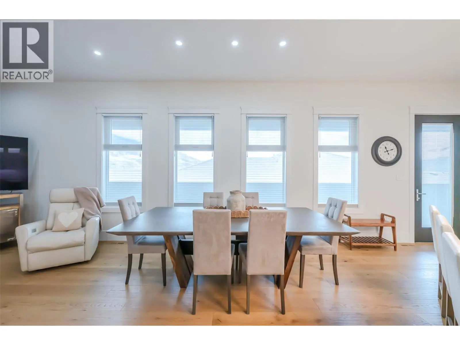 12102 Augusta Lane. Osoyoos, British Columbia