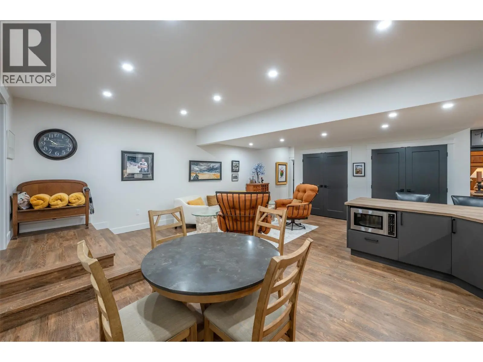 12102 Augusta Lane. Osoyoos, British Columbia
