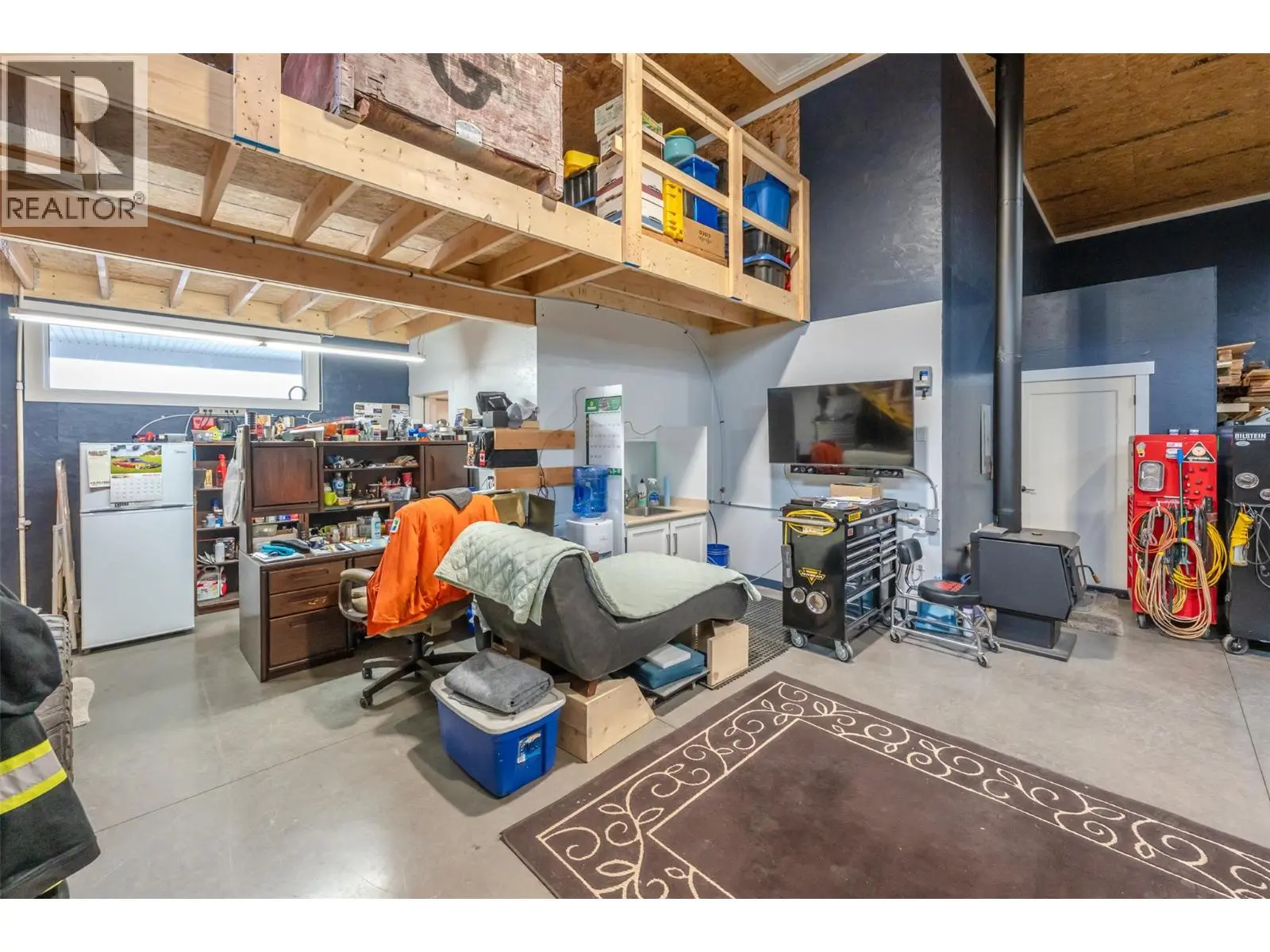 12102 Augusta Lane. Osoyoos, British Columbia