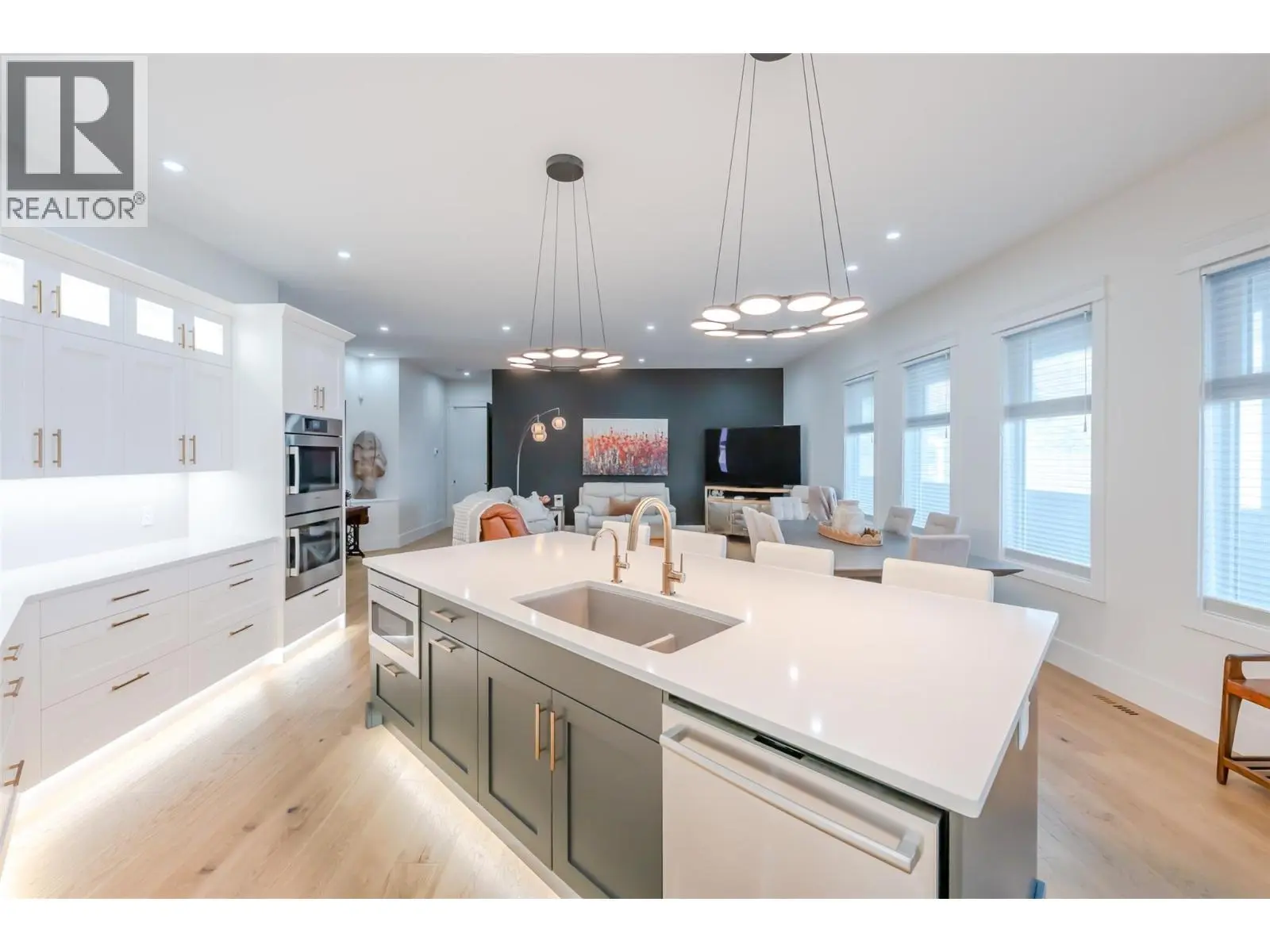 12102 Augusta Lane. Osoyoos, British Columbia