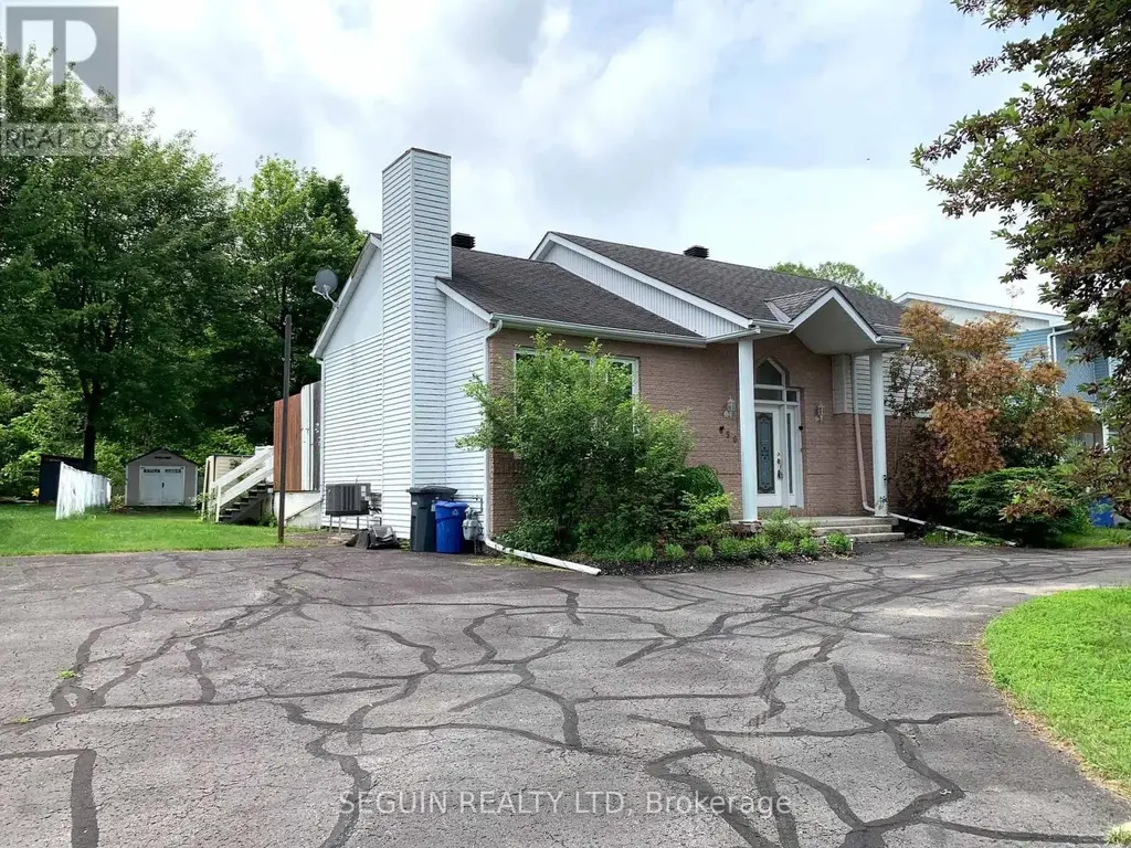 650 Berthiaume Street, Hawkesbury