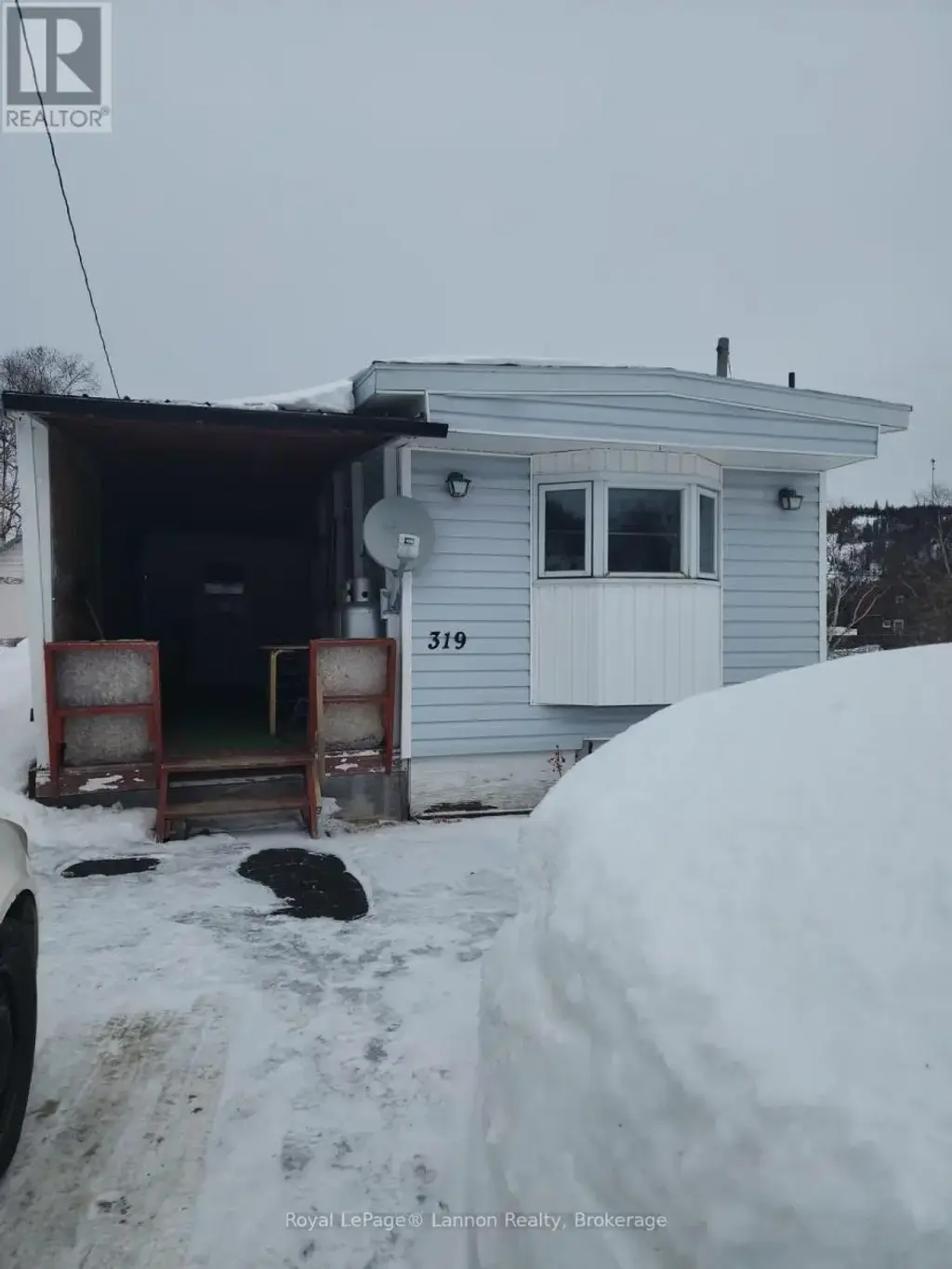 319 Walker Street, Schreiber