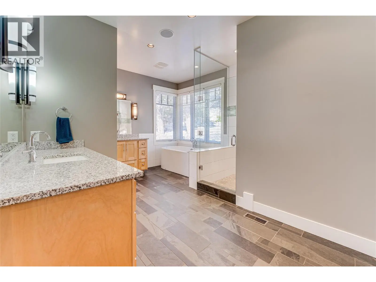6054 Lynx Drive. Vernon, British Columbia