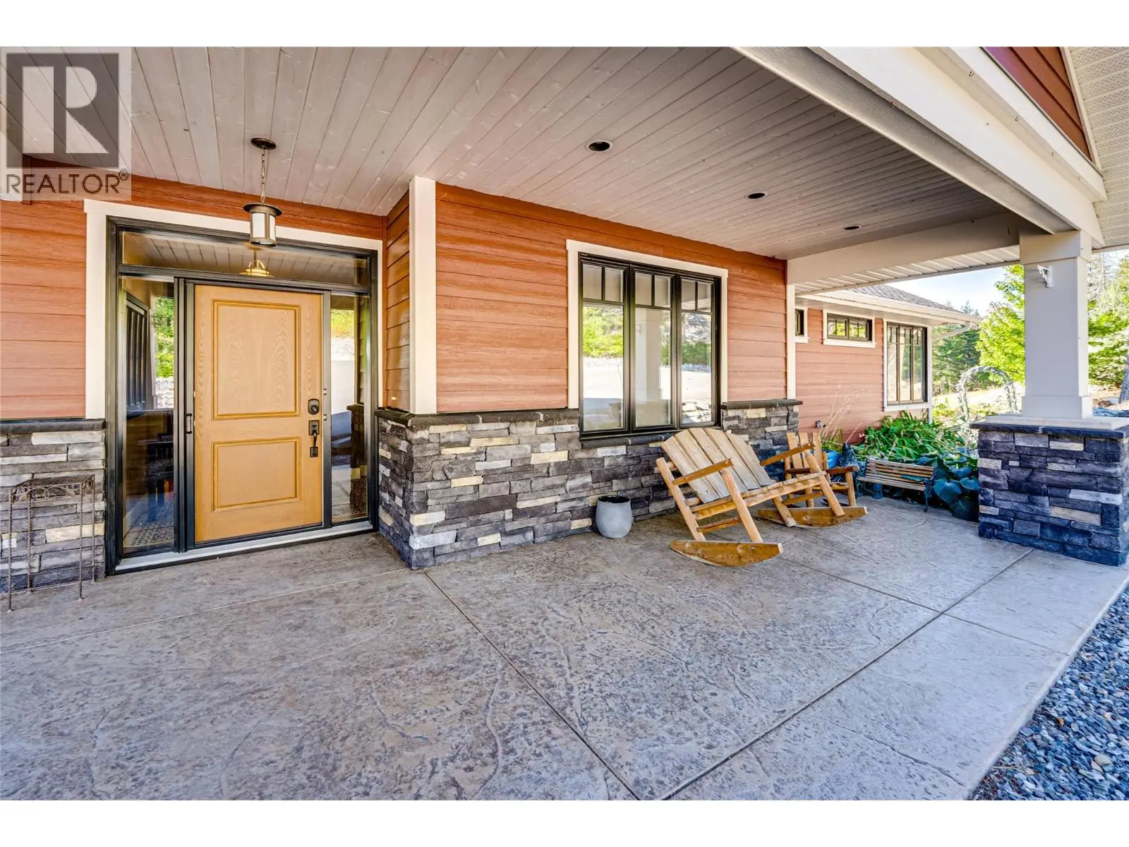 6054 Lynx Drive. Vernon, British Columbia