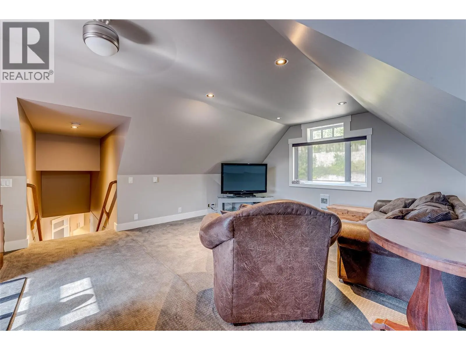 6054 Lynx Drive. Vernon, British Columbia