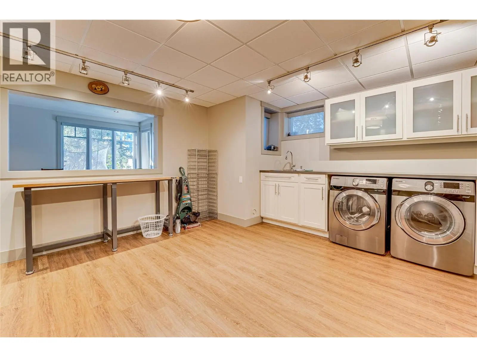 6054 Lynx Drive. Vernon, British Columbia