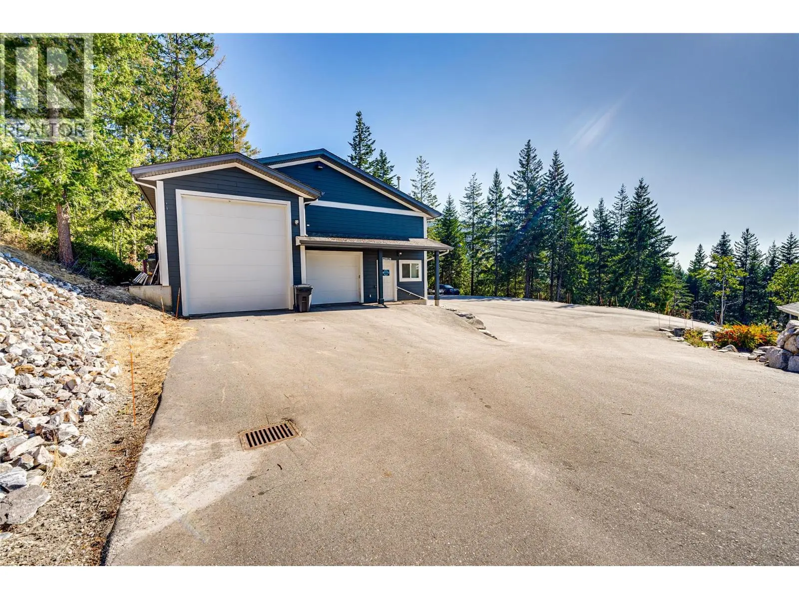 6054 Lynx Drive. Vernon, British Columbia